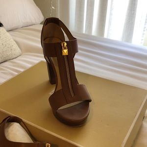 Michael Kors women’s heel you can dress them up and you can dress them down